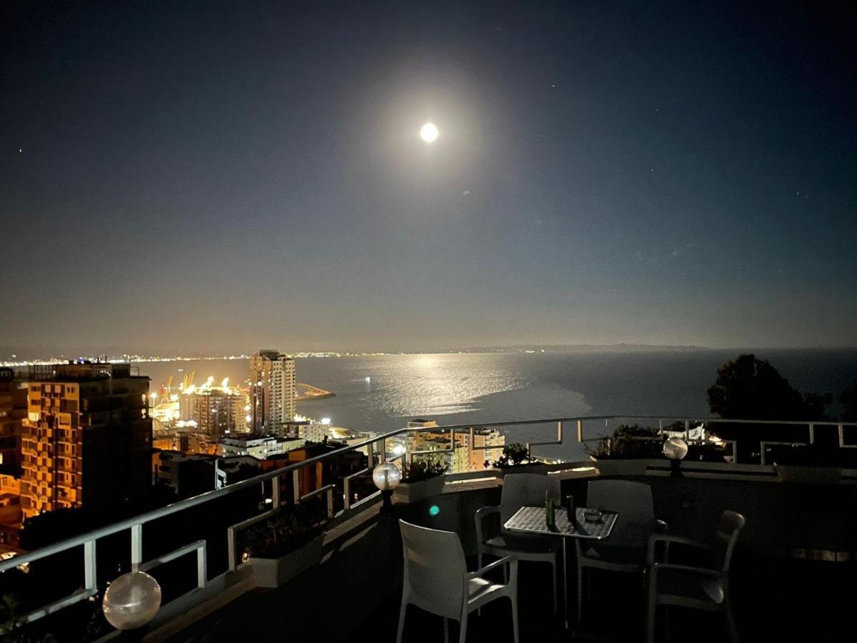 Jozi Kaiser Apartment 3 Dıraç Dış mekan fotoğraf