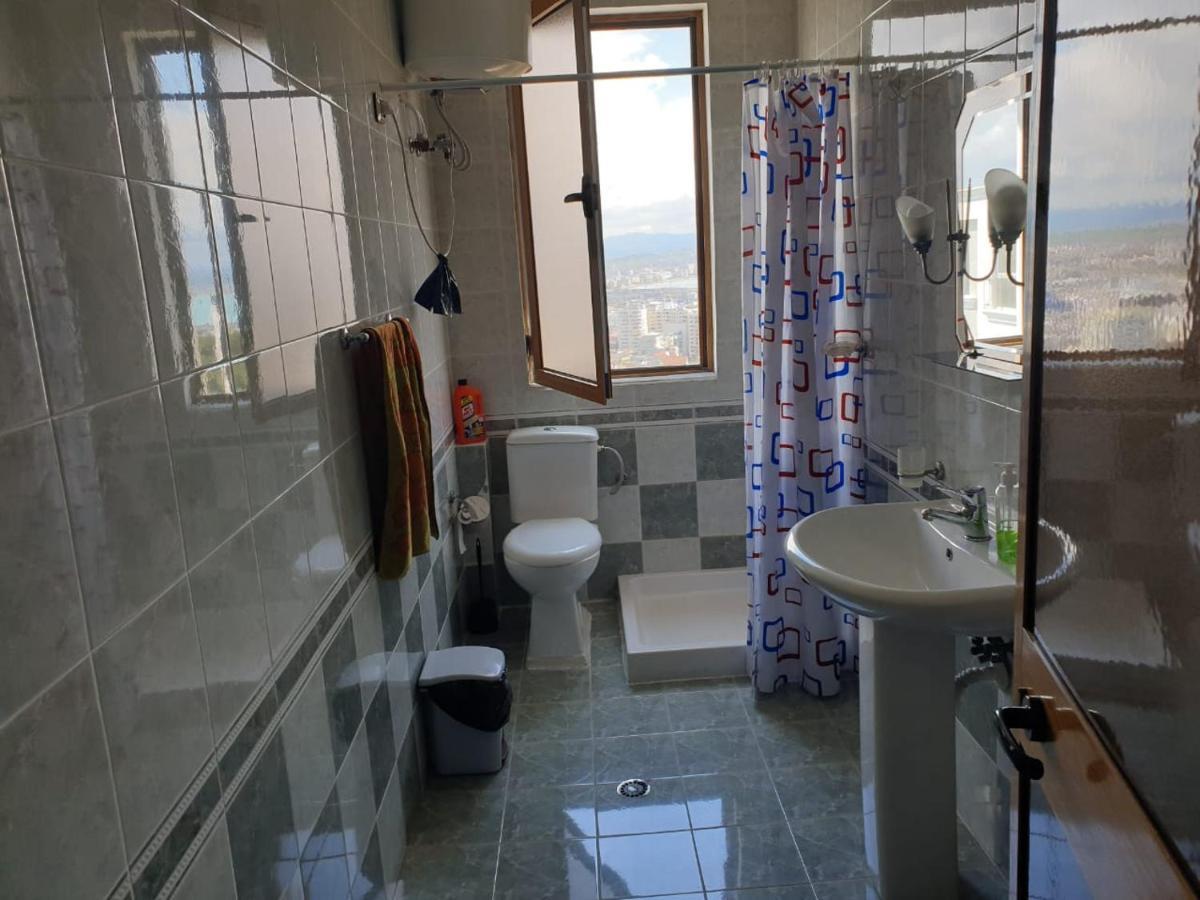 Jozi Kaiser Apartment 3 Dıraç Dış mekan fotoğraf