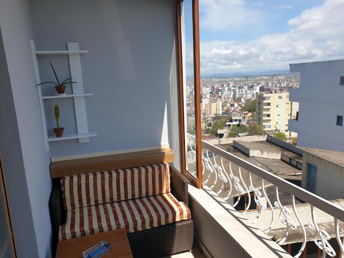 Jozi Kaiser Apartment 3 Dıraç Dış mekan fotoğraf